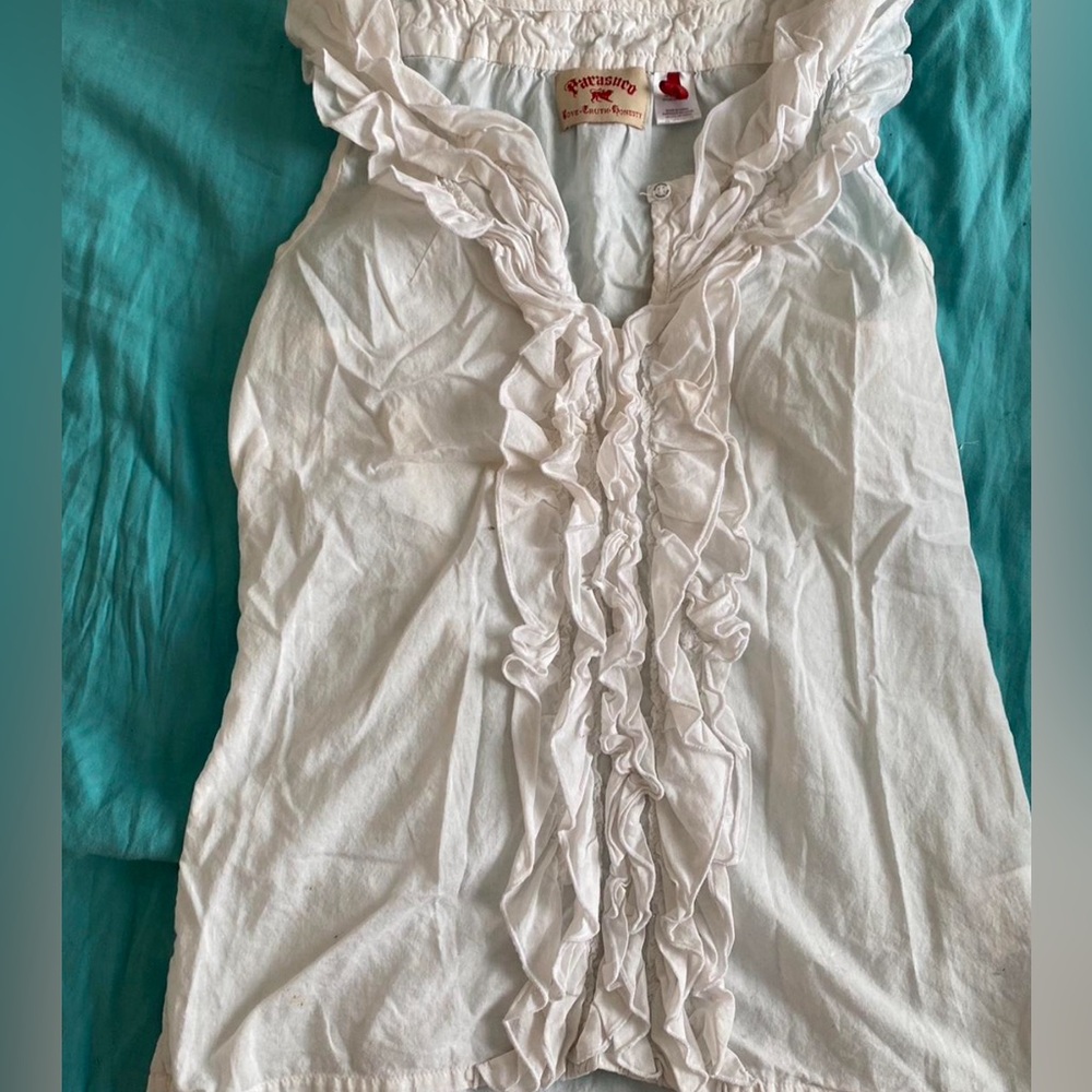 Vintage white Parasuco ruffled no sleeve top
Size S